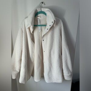 ALO Yoga Micro Sherpa Envy Shacket